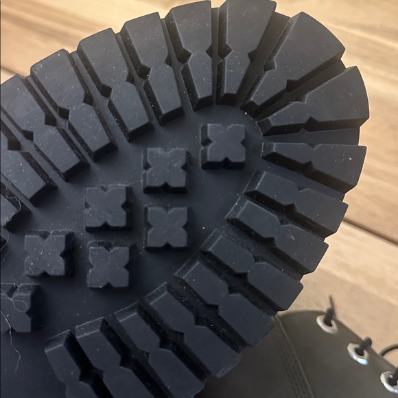 TIMBERLAND ⭐️ Premium 6” waterproof nubuk  boots - Picture 12 of 14